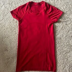 Red lululemon swiftly tech